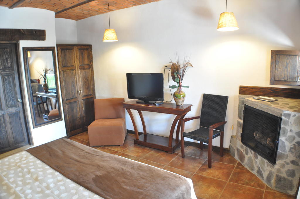 Hotel Villa Cassis Tapalpa Zimmer foto