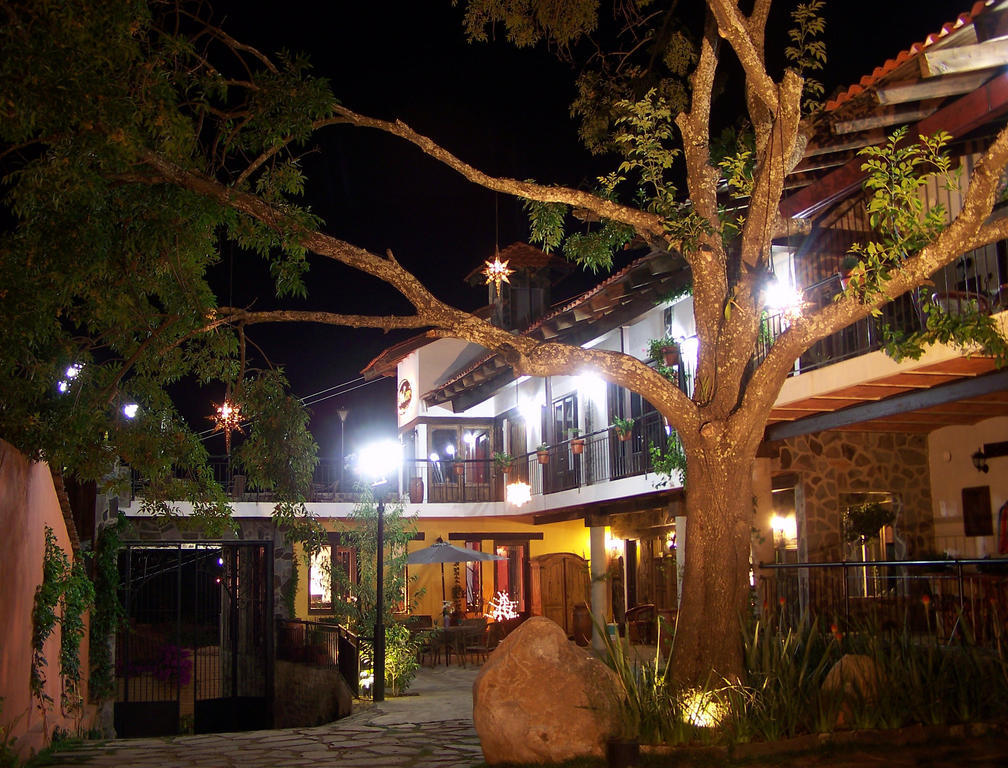 Hotel Villa Cassis Tapalpa Exterior foto