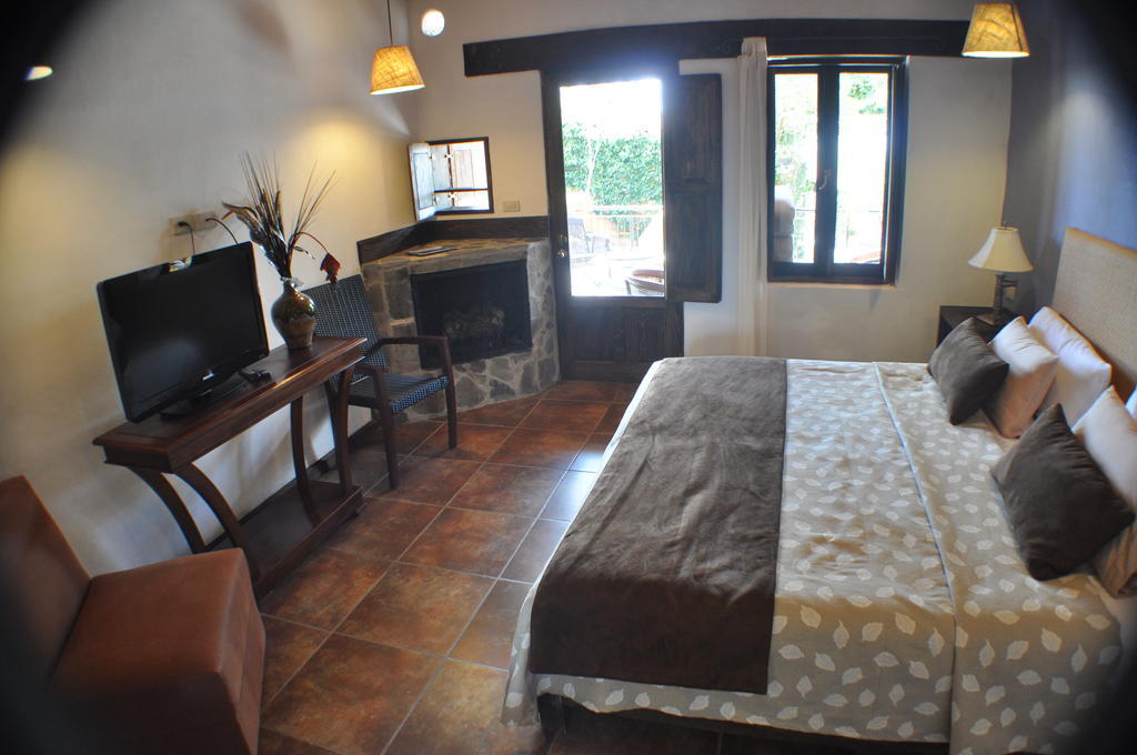 Hotel Villa Cassis Tapalpa Zimmer foto
